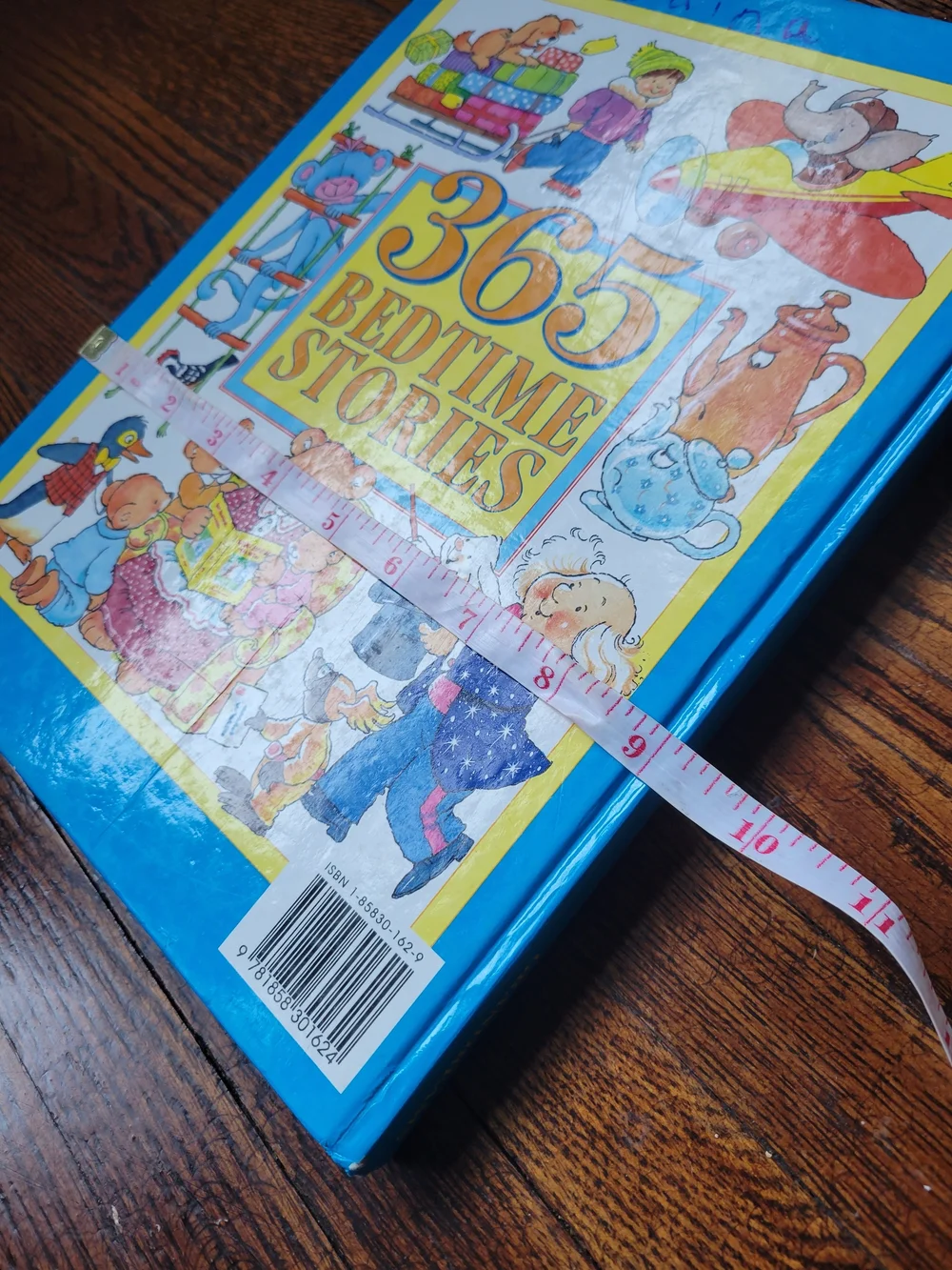365 Bedtime Stories, A New Story For Every Day Anne McKie Hardcover, 1997 Age 3+
